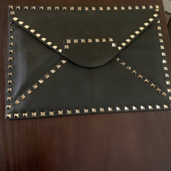 Authentic Valentino Envelope Clutch - Picture 4 of 8
